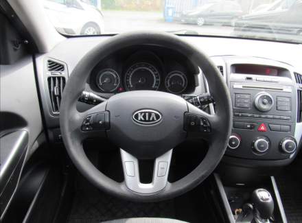 Kia - Cee'd