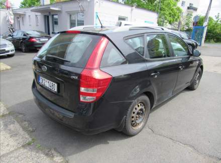 Kia - Cee'd