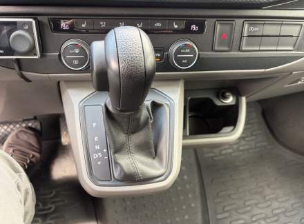 Volkswagen - Caravelle