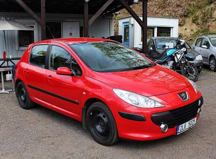 Peugeot - 307