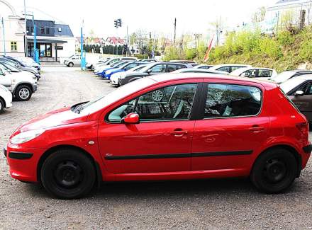 Peugeot - 307