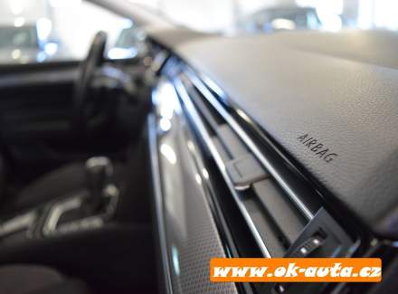 Volkswagen - Passat