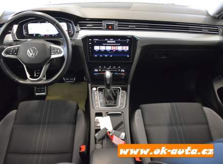 Volkswagen - Passat