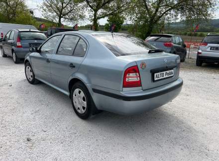 Škoda - Octavia