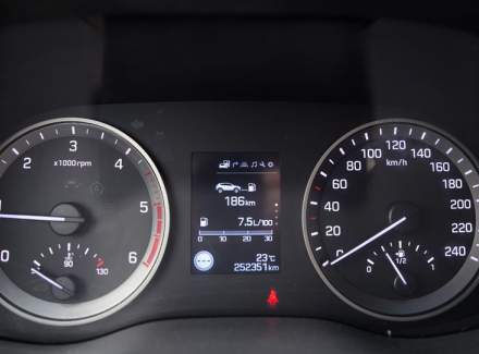Hyundai - Tucson