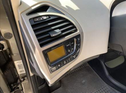 Citroën - C4