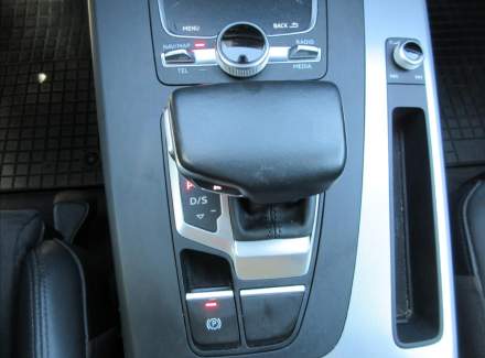 Audi - Q5