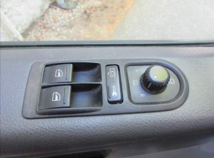 Volkswagen - Caravelle