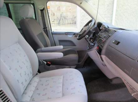 Volkswagen - Caravelle