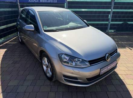 Volkswagen - Golf