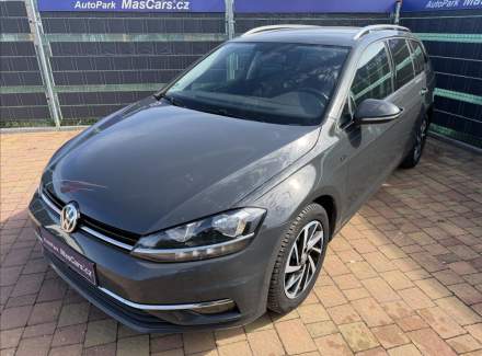Volkswagen - Golf