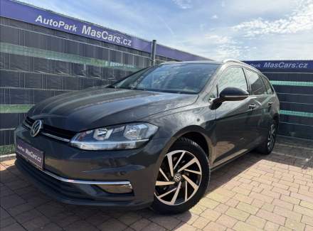 Volkswagen - Golf