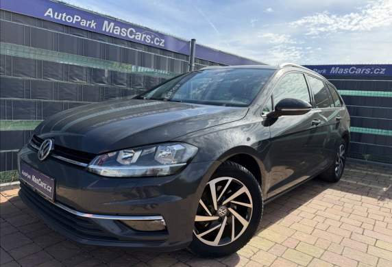 Volkswagen - Golf
