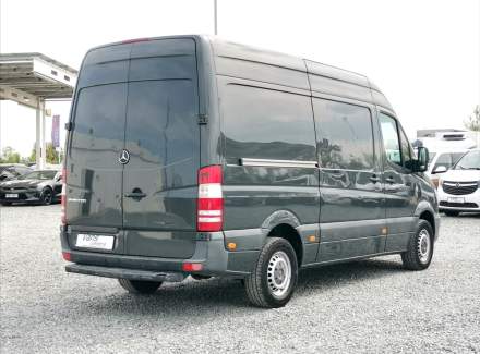 Mercedes-Benz - Sprinter