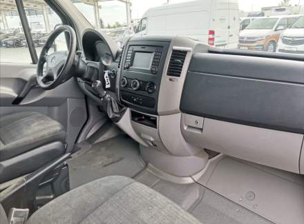 Mercedes-Benz - Sprinter