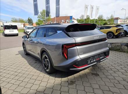 Kia - Avella