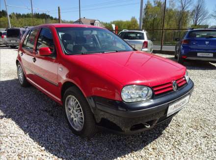 Volkswagen - Golf