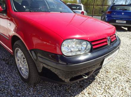 Volkswagen - Golf