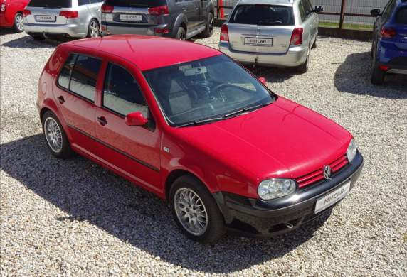 Volkswagen - Golf
