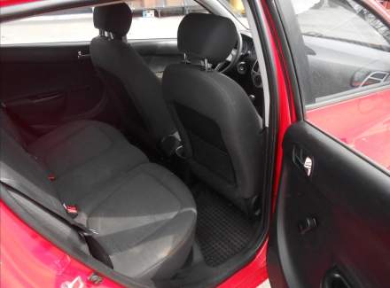 Hyundai - i20