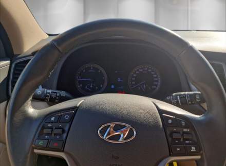 Hyundai - Tucson