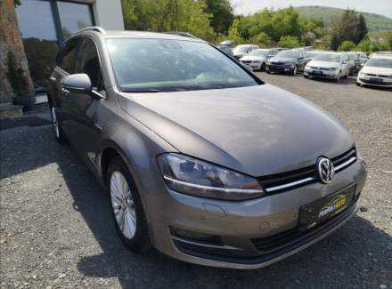 Volkswagen - Golf