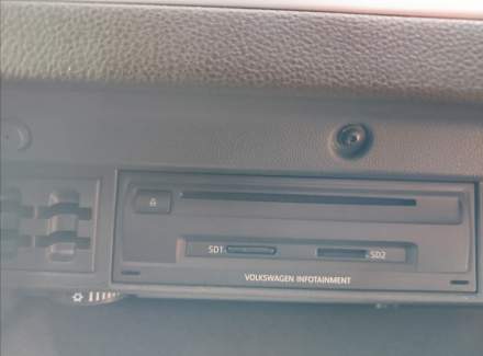 Volkswagen - Golf