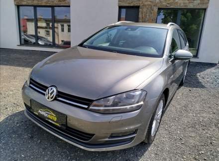 Volkswagen - Golf