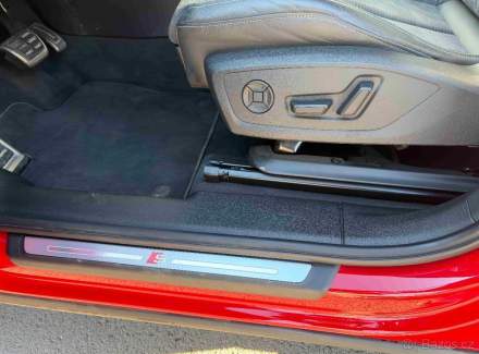 Audi - Q3