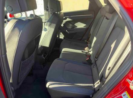 Audi - Q3