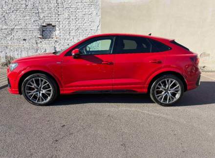 Audi - Q3