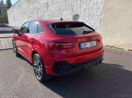 Audi - Q3