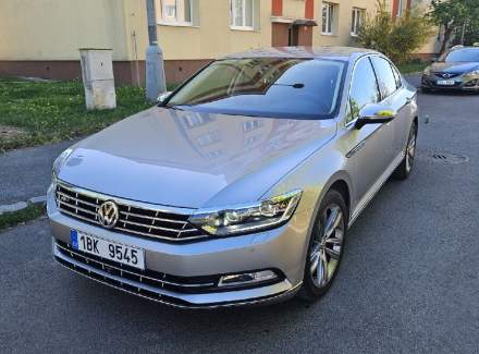 Volkswagen - Passat