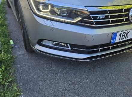 Volkswagen - Passat