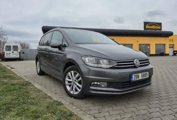 Volkswagen - Touran
