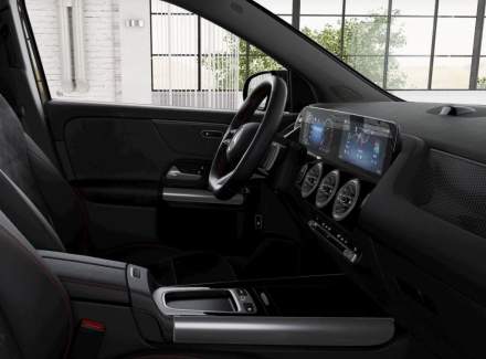 Mercedes-Benz - GLA