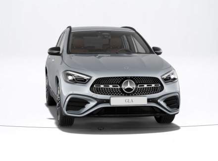 Mercedes-Benz - GLA