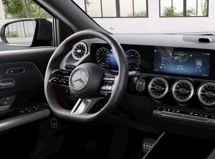 Mercedes-Benz - GLA