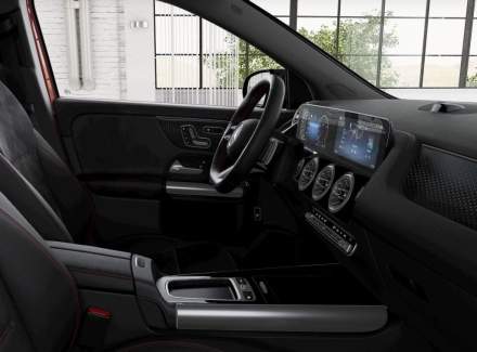 Mercedes-Benz - GLA