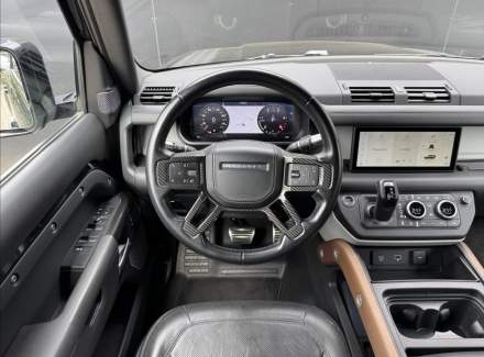 Land Rover - Defender
