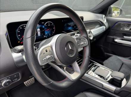 Mercedes-Benz - GLB
