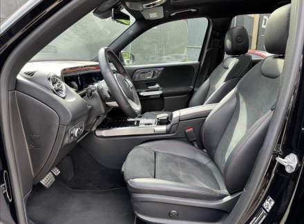 Mercedes-Benz - GLB