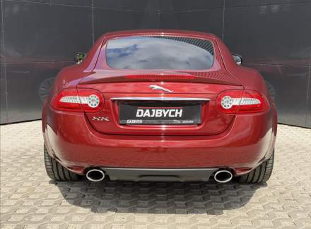 Jaguar - XK 8