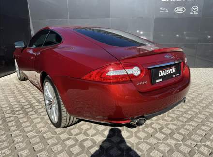 Jaguar - XK 8