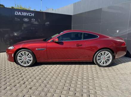 Jaguar - XK 8