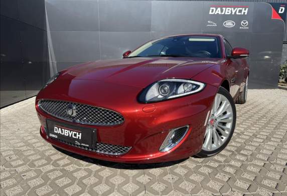Jaguar - XK 8
