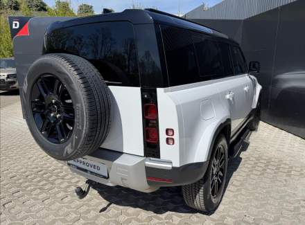 Land Rover - Defender