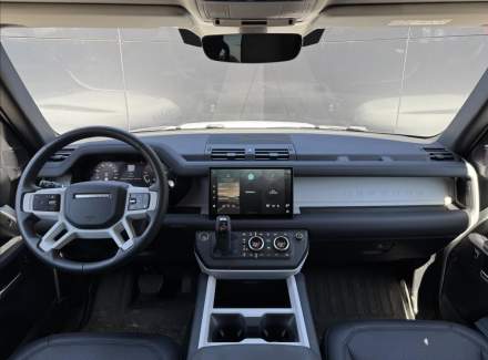 Land Rover - Defender