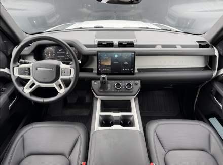 Land Rover - Defender