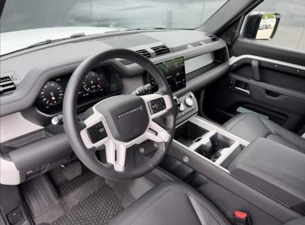 Land Rover - Defender